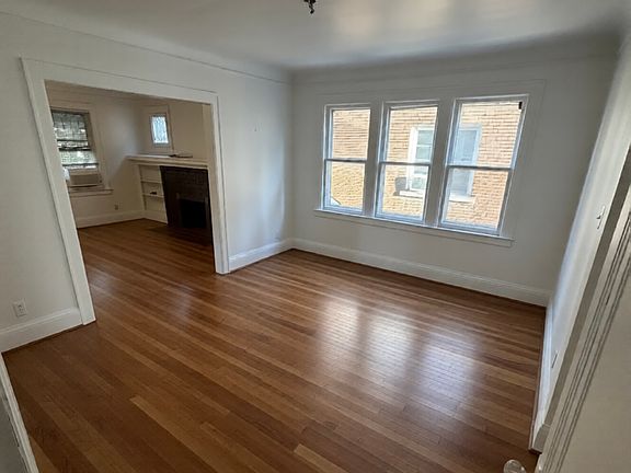 5th image of 1375 Somerset Ave