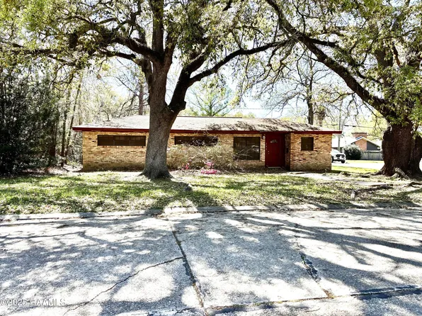 141 Hilltop Cir, New Iberia, LA 70563