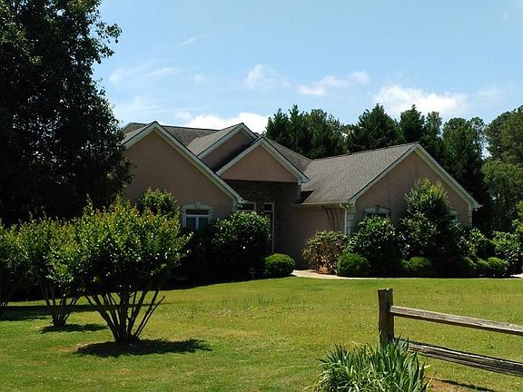 2nd image of 2411 Old Salem Cir SE