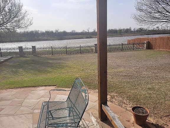 2nd image of 3368 Horseshoe Bend Est