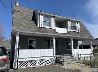 126 Essex St FLOOR 3, Hackensack, NJ 07601