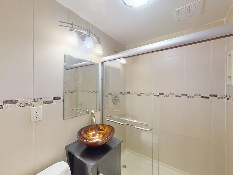 62 W 85th St #1 — Photo 11