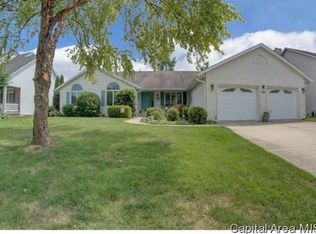 3912 Stone Bridge Rd, Springfield, IL 62711