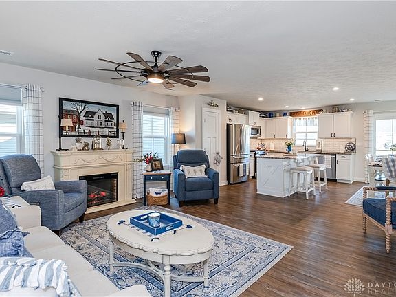 5th image of 3017 Vervain Way
