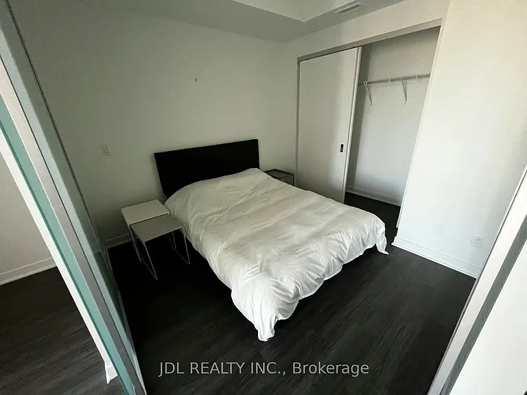 185 Alberta Ave W #313 — Photo 16