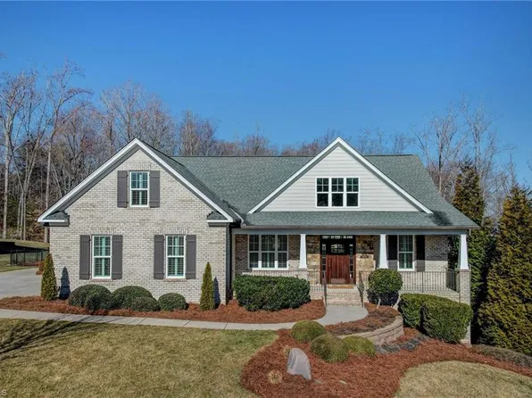 505 Margaret Hiatt Ct, Greensboro, NC 27455