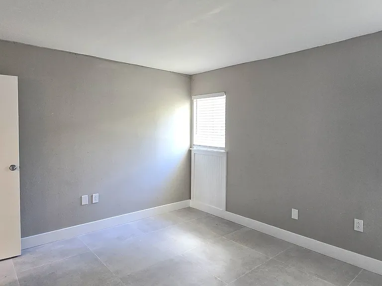 717 SW 75th St #108 — Photo 15