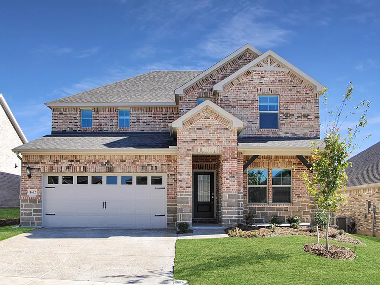 1602 Lannon Ln — Photo 2