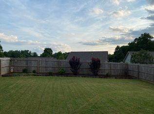 4823 Coopers Creek Ln, Gainesville, GA 30504