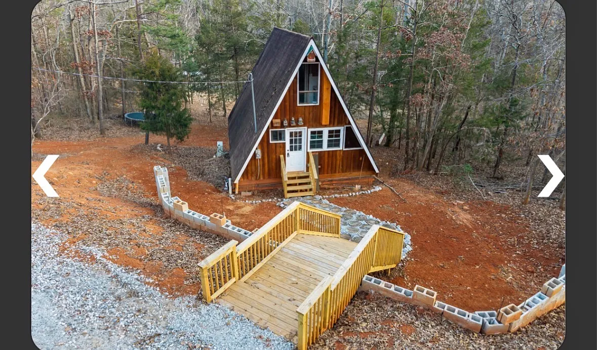 290 Beaver Lodge Rd — Photo 1