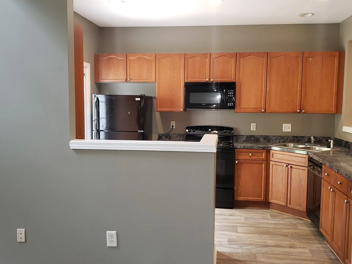 Townhome for lease — Photo 4