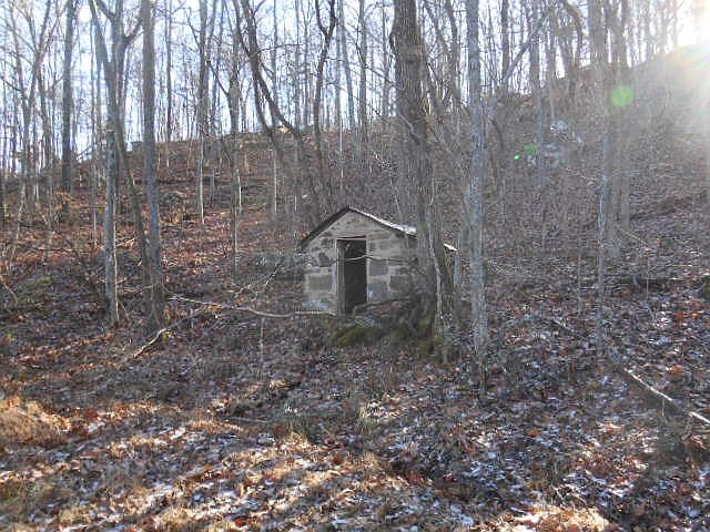 1st image of 2590 Madison