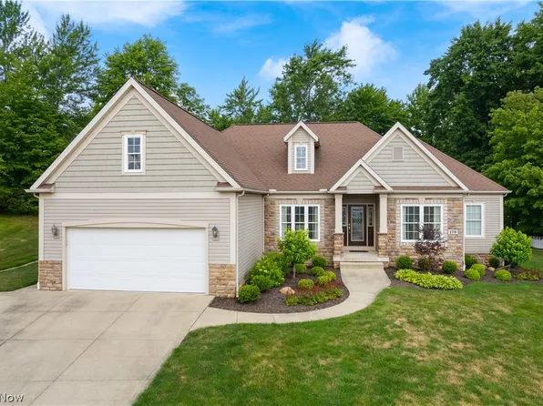 178 Morningview Ridge Cir, Wadsworth, OH 44281