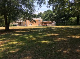 1164 Sheppard Pl, Stone Mountain, GA 30083