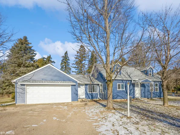 W11410 State Highway 64, Pound, WI 54161