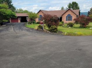 18 Logans Run, Dryden, NY 13053