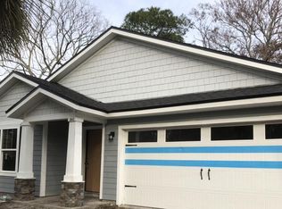 2049 Debutante Dr, Jacksonville, FL 32246
