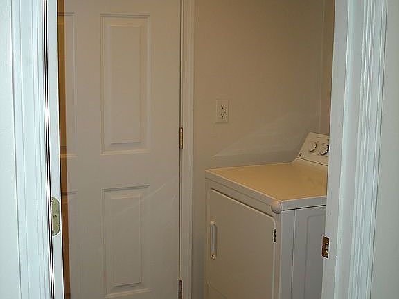5th image of 3015 N Mountain Ave