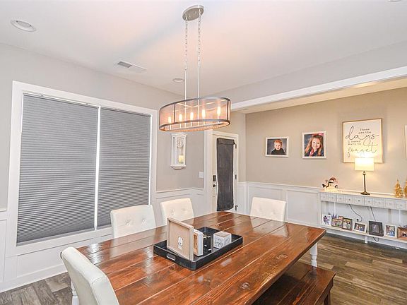 4th image of 3965 Little Bluestem Dr