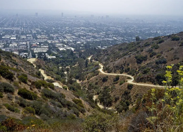 Runyon Canyon Hiking Trail