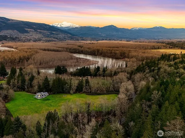 27806 W Gilligan Creek Road, Sedro Woolley, WA 98284