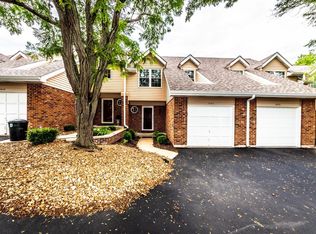 1420 Tahoe Valley Ct, Ballwin, MO 63021