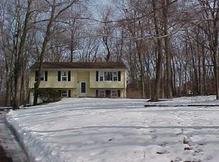 12 Sunny Acres Dr, Bethel, CT 06801