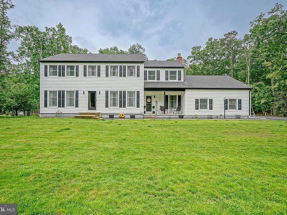1st image of 11 Hidden Acres Dr