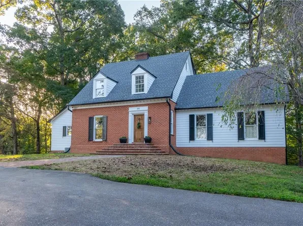 169 Fred Bahnson Dr, Advance, NC 27006