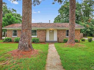 301 Roberts St, Atmore, AL 36502