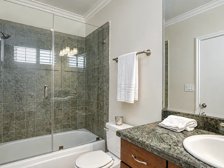 1532 Berkeley St #1 — Photo 9