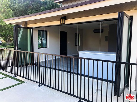 4th image of 4536 Maycrest Ave #4538