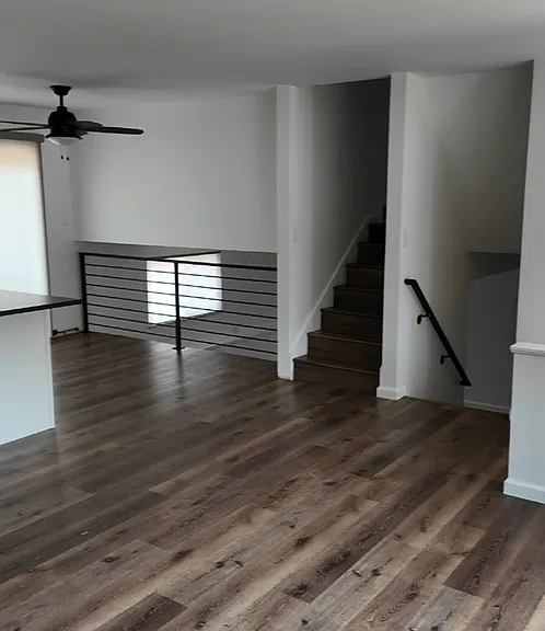 1404 Elm St — Photo 5