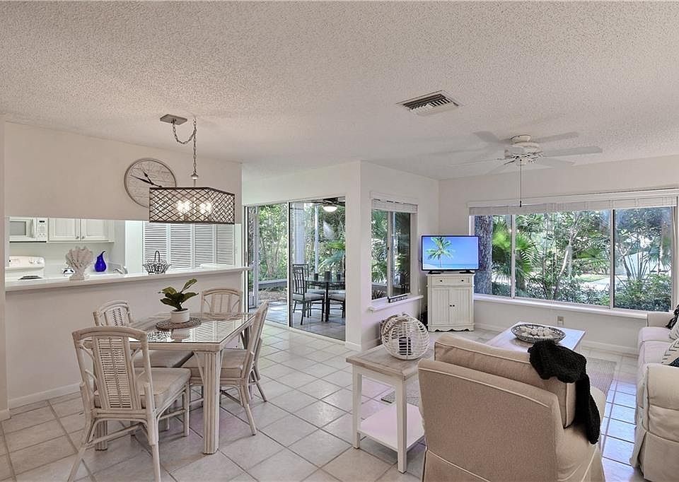 1st image of 1335 Winding Oaks Cir E APT 1002