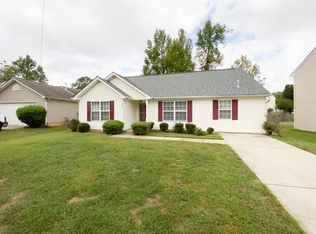 8219 Fox Swamp Rd, Charlotte, NC 28215