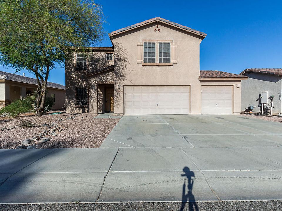 1st image of 16876 W Saguaro Ln