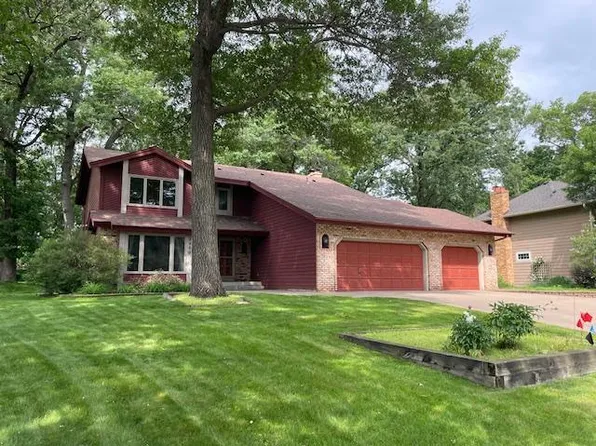 5929 Oxford St N, Shoreview, MN 55126