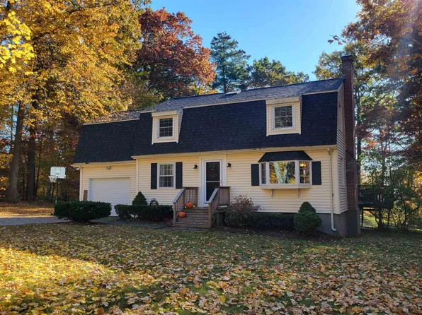 6 Oxford Road, Derry, NH 03038