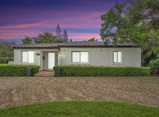601 La Villa Dr, Miami Springs, FL 33166