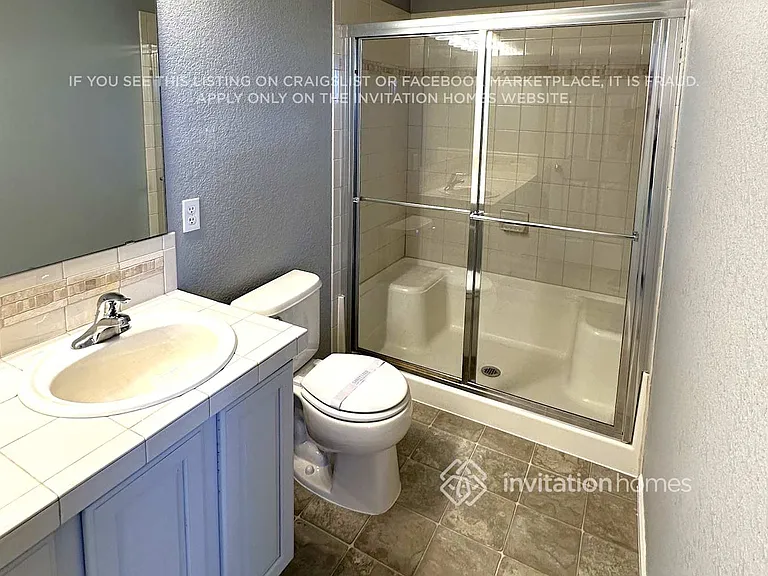 4820 Flanders Way — Photo 13