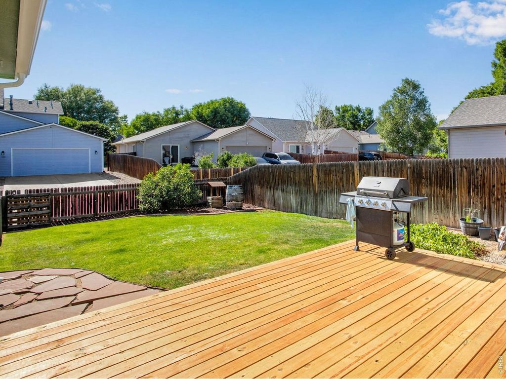 399 Lark Bunting Ave