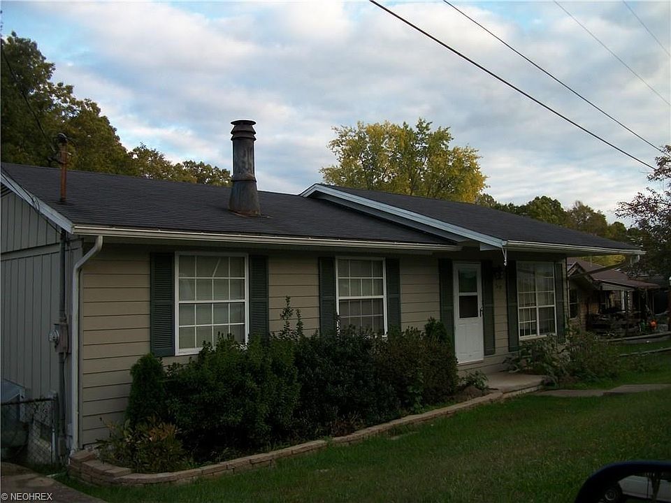 1st image of 58 Oak St