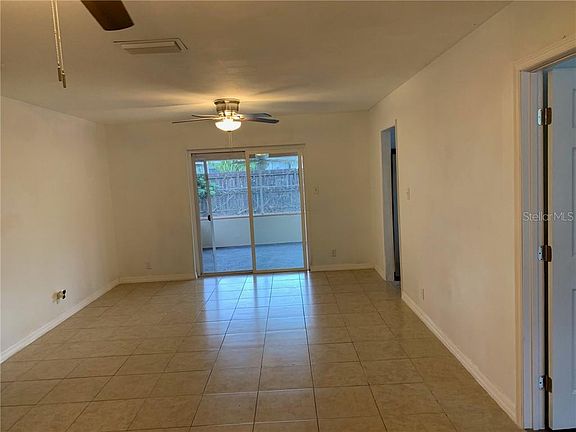 5th image of 4409 Pompano Dr