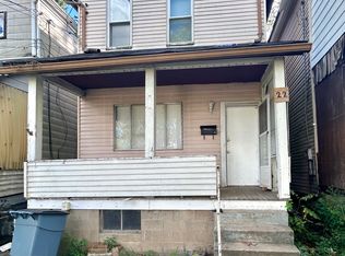 22 Park Ave, Mc Kees Rocks, PA 15136