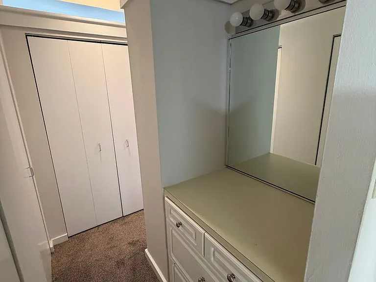237 Chestnut St #1-405 — Photo 17