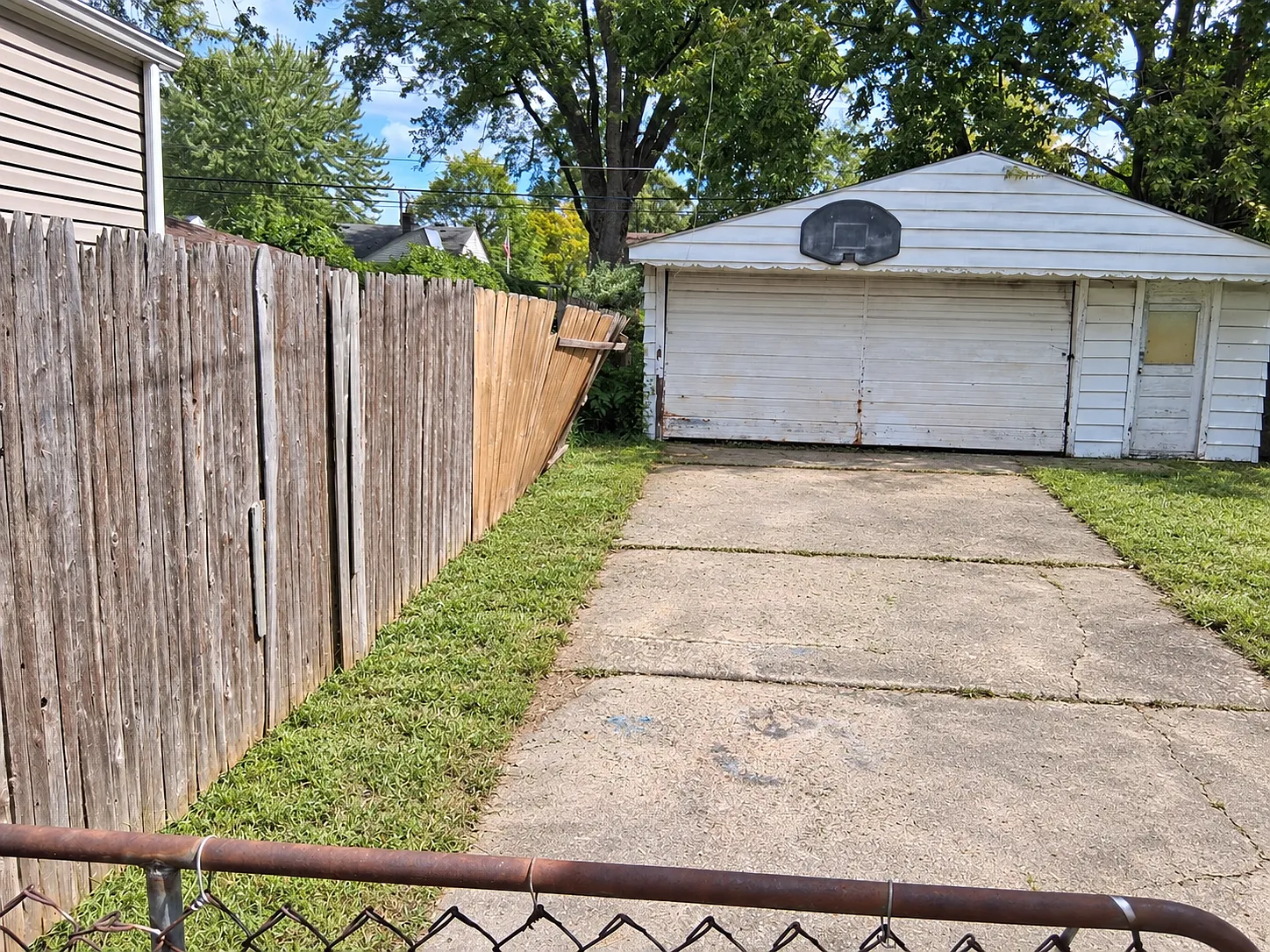 2 bed, 800 sqft, $1,200 — Photo 3