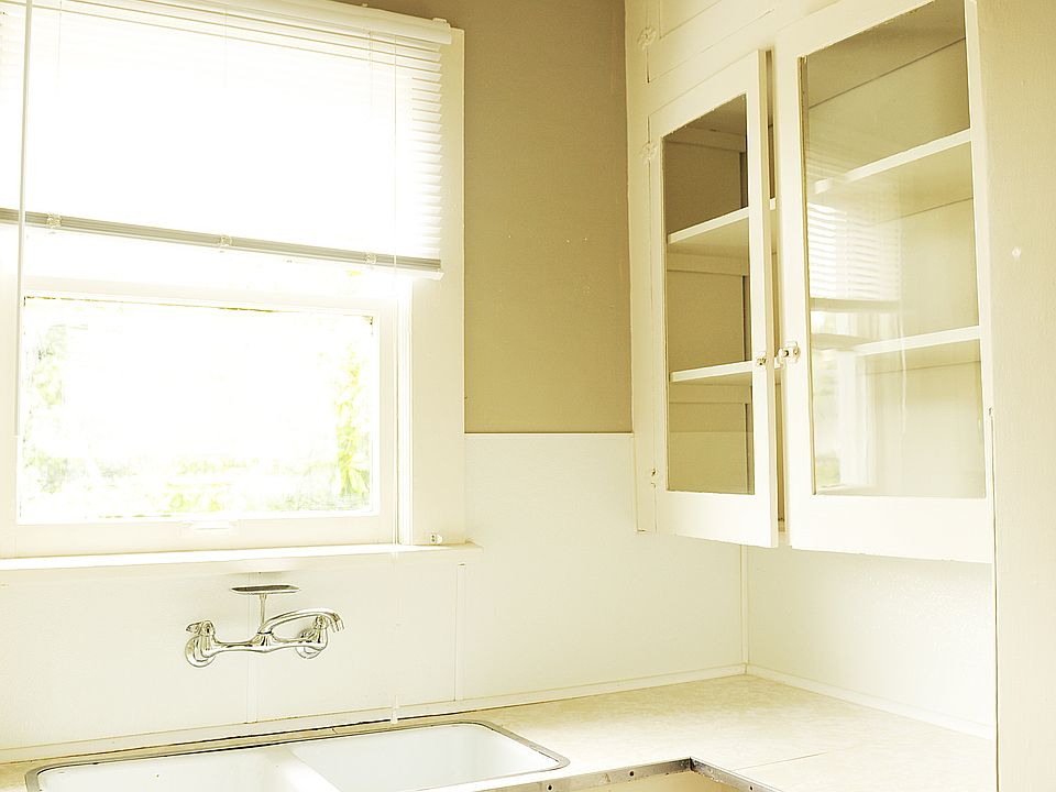 2nd image of 7303 3rd Ave NW #House