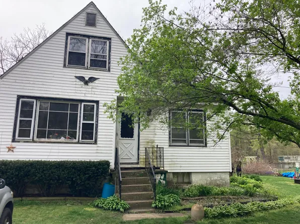 25020 Colfax St, Lowell, IN 46356