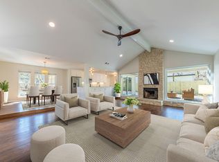 210 Copperleaf Rd, Lakeway, TX 78734