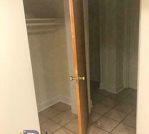 3rd image of 213 E 89th St APT 1B